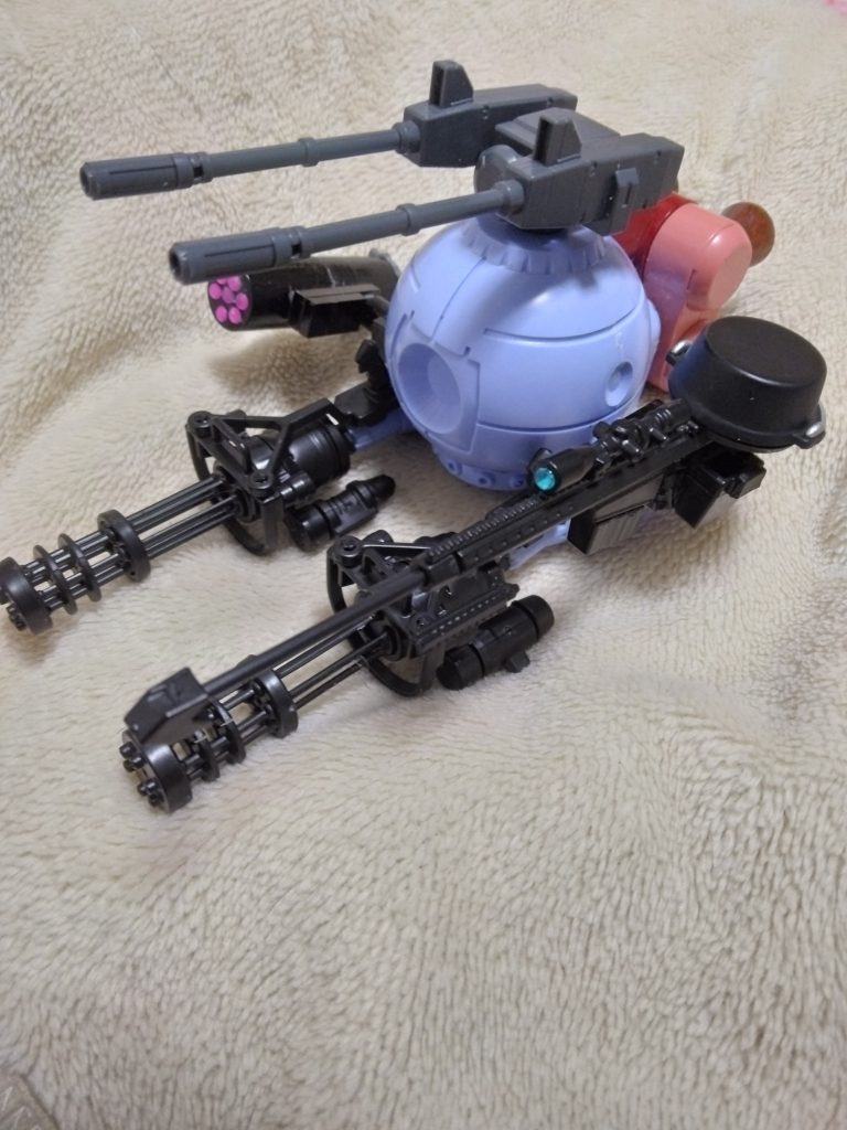 道具が全くなく、あるのは接着剤だけ。また作り始めるならいろいろ揃えないと。