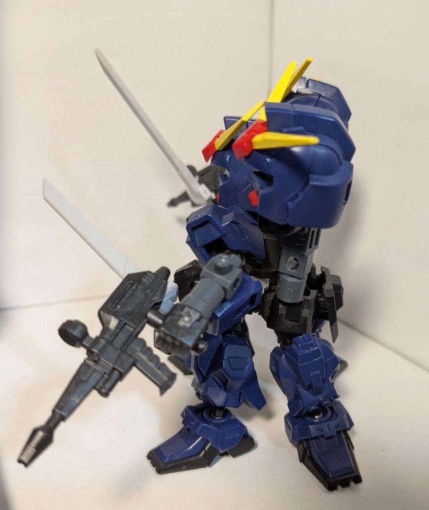 下半身をジョイント使って連結しています