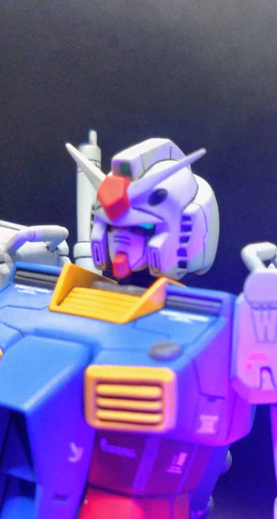 ツインカメラがかなり見えにくくなってしまいましたが、光らせるとチャンとあります😅