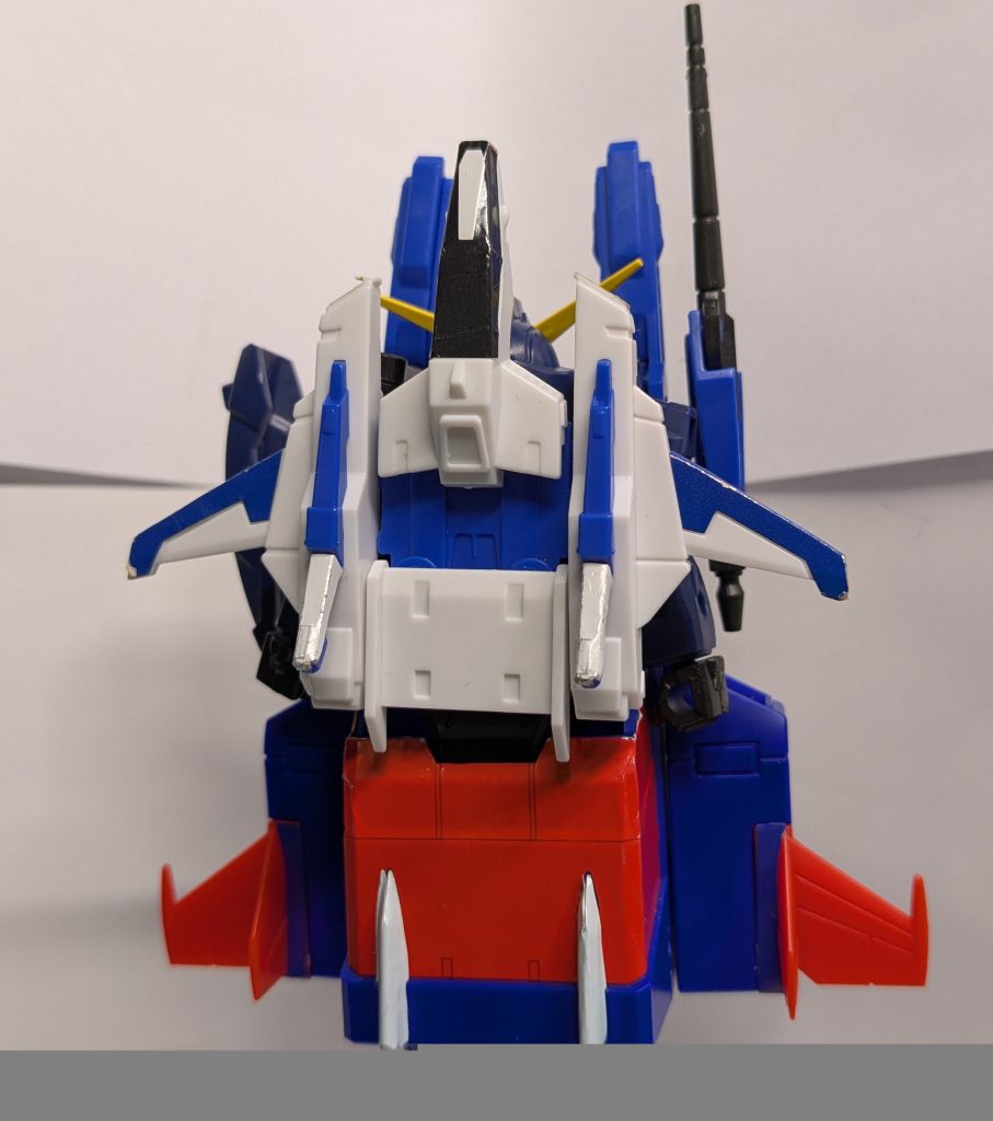 Gフライヤー形態にも出来ます。より戦闘機ぽくなりますね。