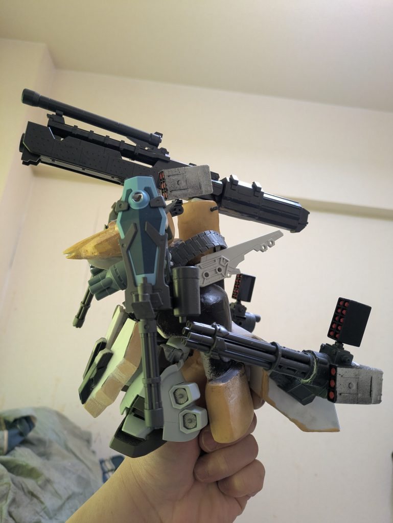 作品名：ガメラに出てくるレギオンみたい（笑）<p>ザメル風のモビルスーツを製作中ですが眺めていたらフォルムが映画ガメラ2に出てくるレギオンにしかみえんってなってます💧 どうでもいいすけどね💦</p>
