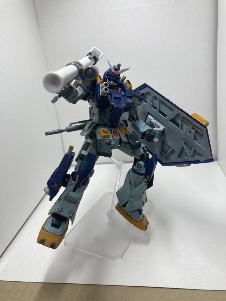 ハイパーバズーカをかまえて