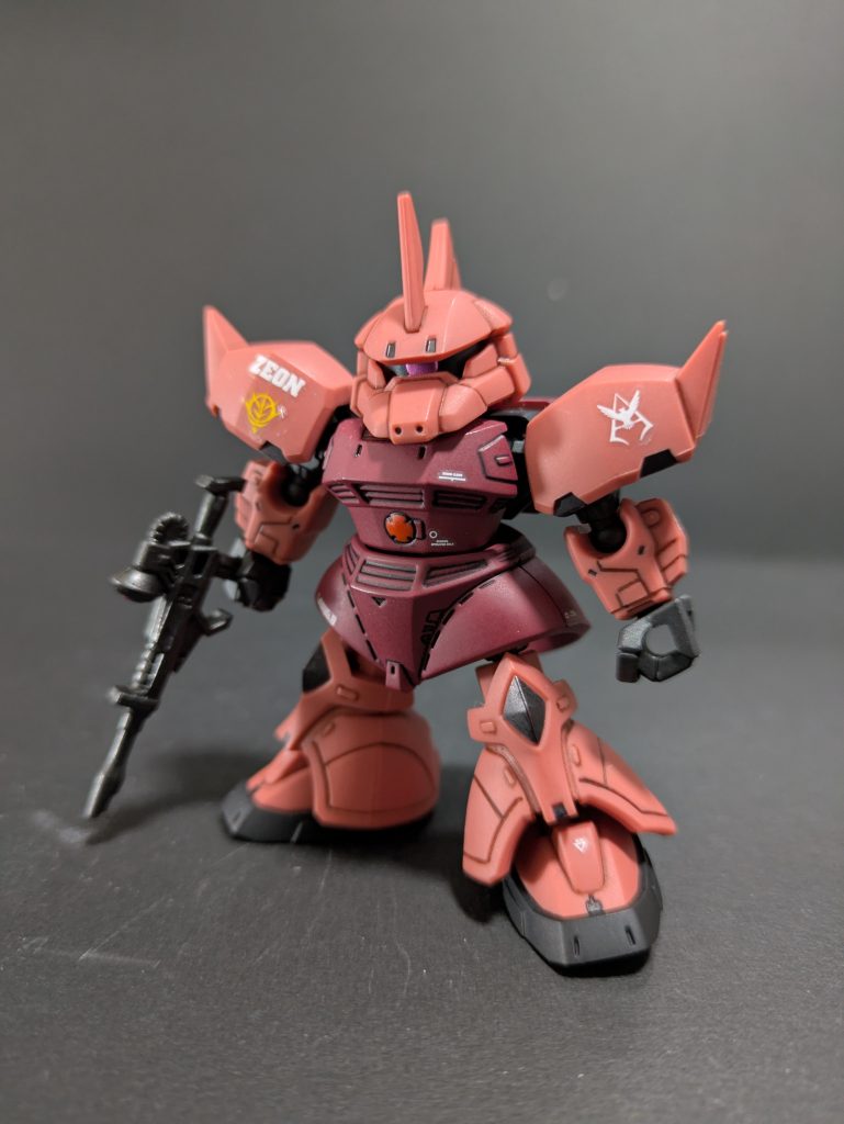 本体はビームライフル付き造形やディテールはいいですね✨️