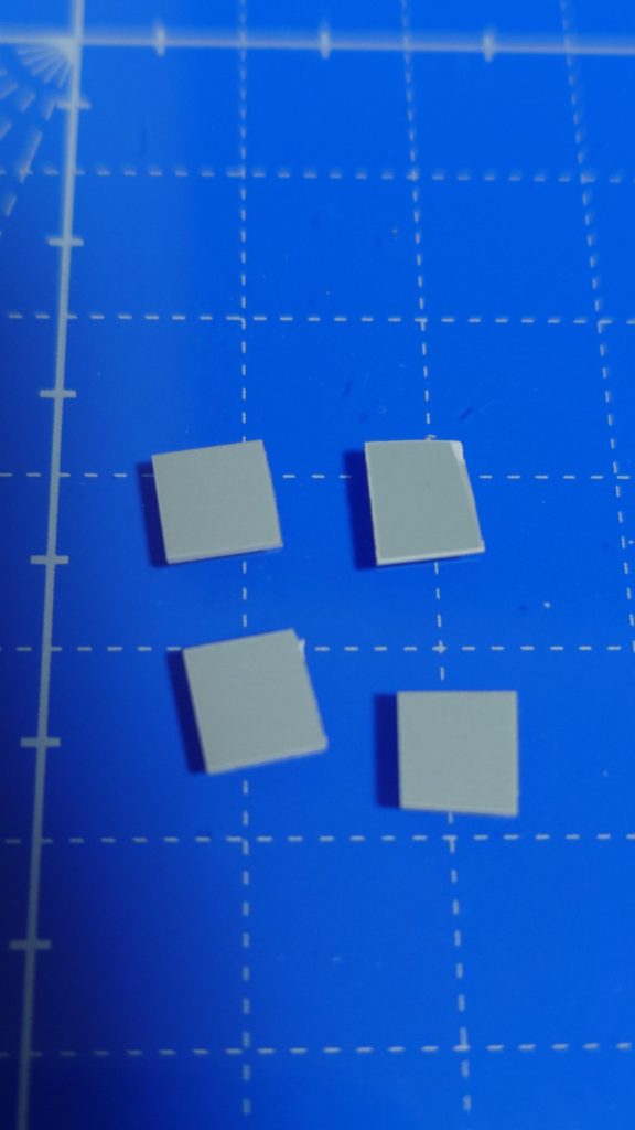 部品注文も考えましたが、あいにく在庫切れ。まぁアレ1つで数百円は流石に・・・とも思い、思い切ってスクラッチ。これを