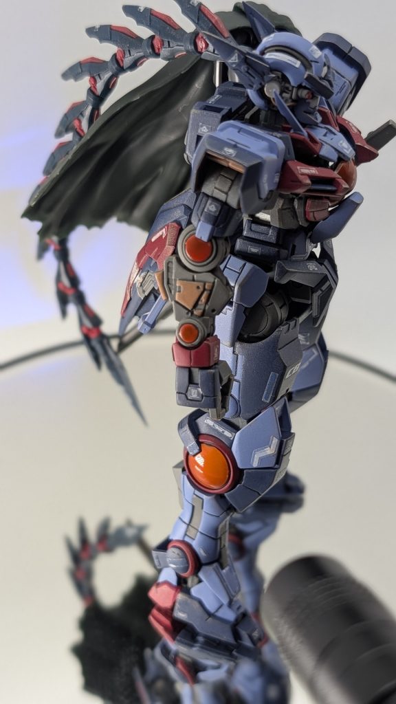 右足発光です！