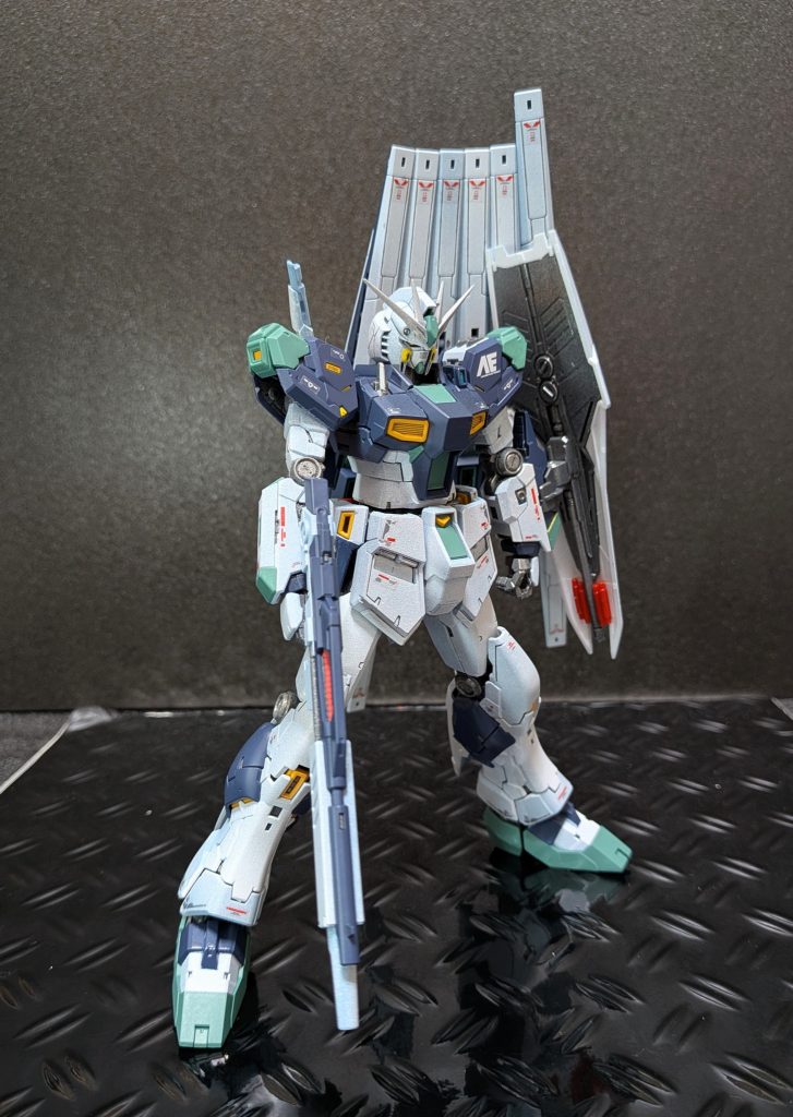 ニューガンダム　量産型カラー–3枚目/制作者：@Ymarl1