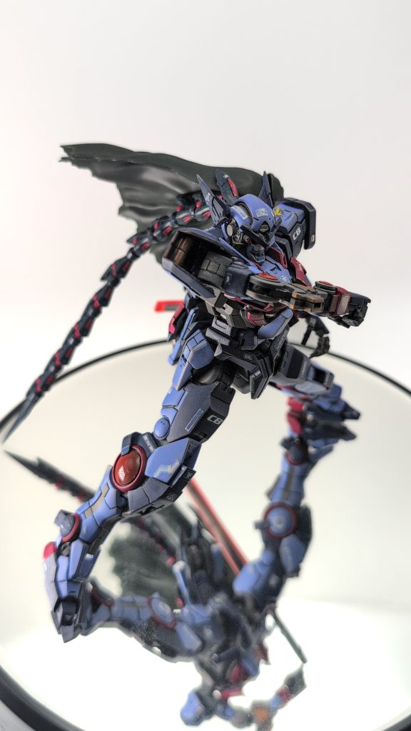 お気に入りもう一枚です✨️抜刀直前を意識した1枚になります。実はこの作品は完成体ではない【先駆け】の設定なので、パーツ着脱の余地残しています✨️発展系の【七天抜刀】が完成したらまたお見せしたいと思います！ありがとうございました!