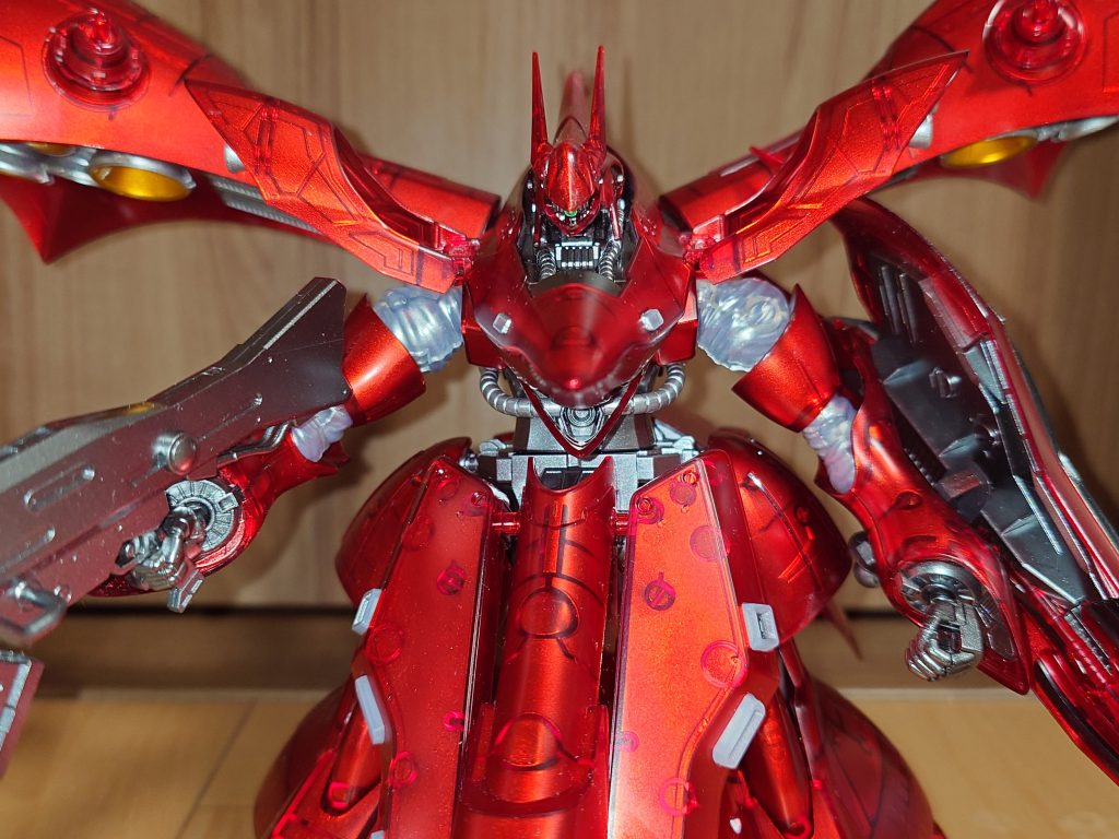 関節部のホワイトクリアも裏はシルバーです。