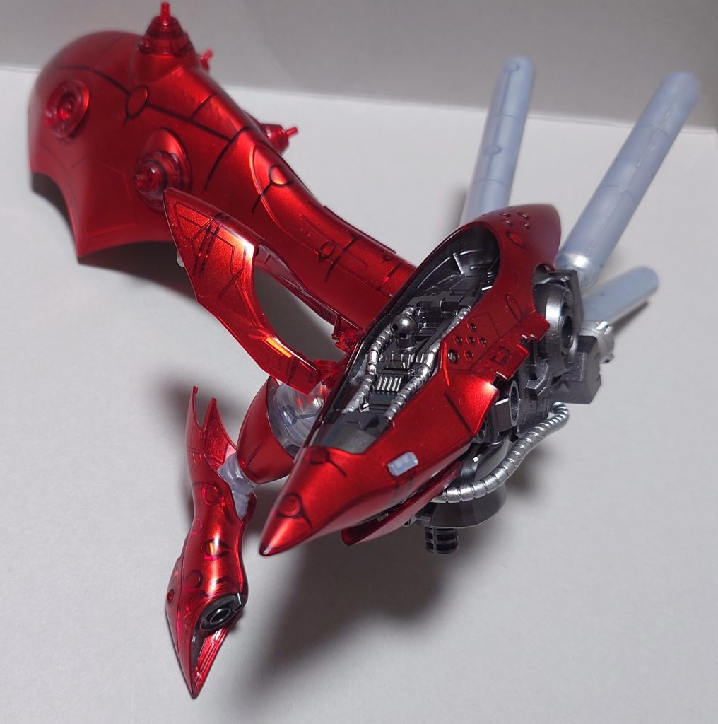 上半身の半分。一部部分塗装してます。大型バインダーは外面に情報量少ないのがカバーできてます。