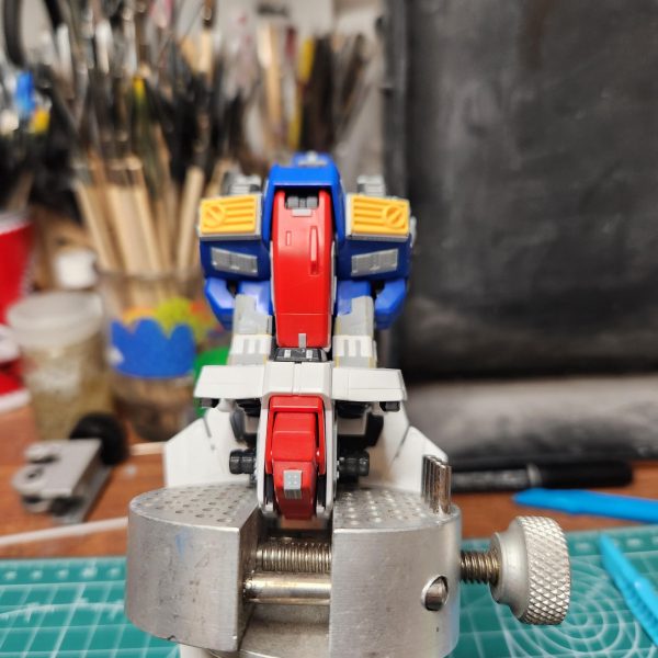 MG Sガンダムの胸部にディティールを追加しました。ゴテゴテ感が出てきました！（5枚目）