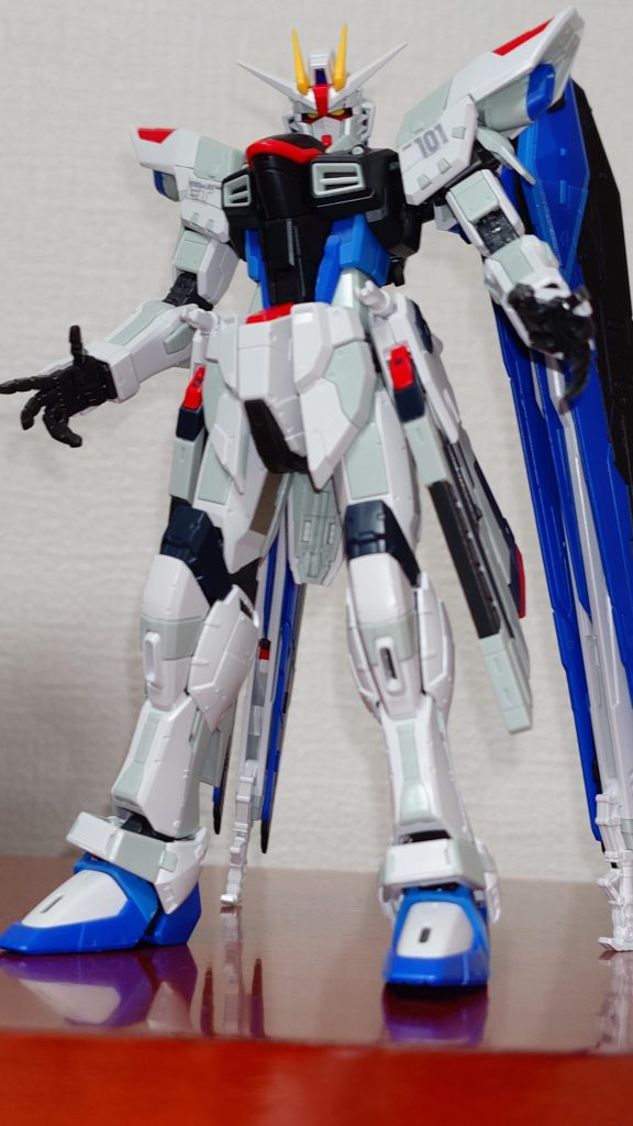 見た事無いです煽りで立像っぽく✨️