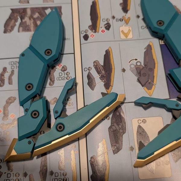 ほぼ完成！明日撮影してアップします。黒じゃなく立派なカルタ様の剣になりました😍（2枚目）