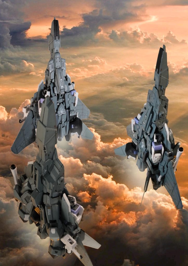 最終的に、なんだかモスピーダ？とかレギオス？に似せようとしたかのような出来映えになりました。。。なんでそう見えるのか、作った我々にもわからんのです。ちなみにランディングギアも差し変え無しです。前作より丈夫になりました。