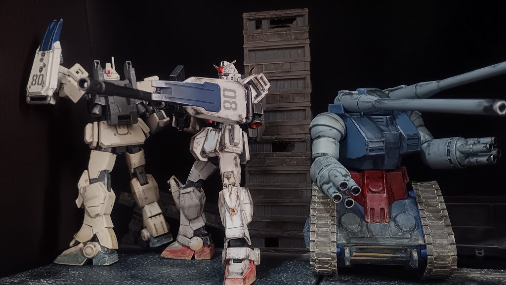 周辺警戒しながらの行軍といったイメージでしょうか