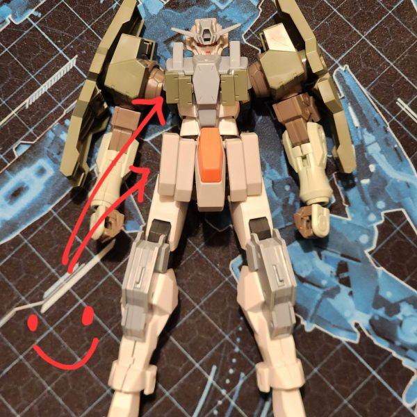 初めてのミキシングなので、両方のキットをまず完全に組み立ててからパーツをいじるのが一番だと思っています。固まらないパテ(こちらではブルータックという名前です)で接着しています。
今のところ、かなりかっこよく仕上がっていて、イメージにかなり近いと思います。皆さんはどう思いますか?
今後目指す変更点:
GN-Xの丸い腕を、四角いケルディムの腕に交換する。
足のサイズを大きくする。
頭部の触角を変えるかも。
四角いプレートを胸部に貼り付けました。腰部との連続性が生まれて嬉しいです。うまくいきました!
これがどれほど大変な作業になるかはすぐに分かりましたが、ワクワクしていて、狂ったようにハッキングを始めるのが待ちきれません。
新しい道具はいつ配達員が届けてくれるのでしょうか?もうすぐですね。As this is my first time mixing, I feel like the best direction is to build both kits fully and then play around with parts. I stick them together with a putty that doesn't set. (It's called Blu-Tak here.)I think it looks pretty cool so far and quite close to what I imagined. What do you guys think?Some more changes to aim for:Replace the rounded GN-X arms for the square Cherudim arms.Increase the size of the feet.Maybe alter the antennae on the head.I stuck the square plates to the chest. I'm very happy that they provide continuity with the waist. It works! I've quickly come to realise how much effort this is going to be but I'm very excited and can't wait to start hacking away like a mad man.When will the courier bring my new tools? Not soon enough. (5枚目)