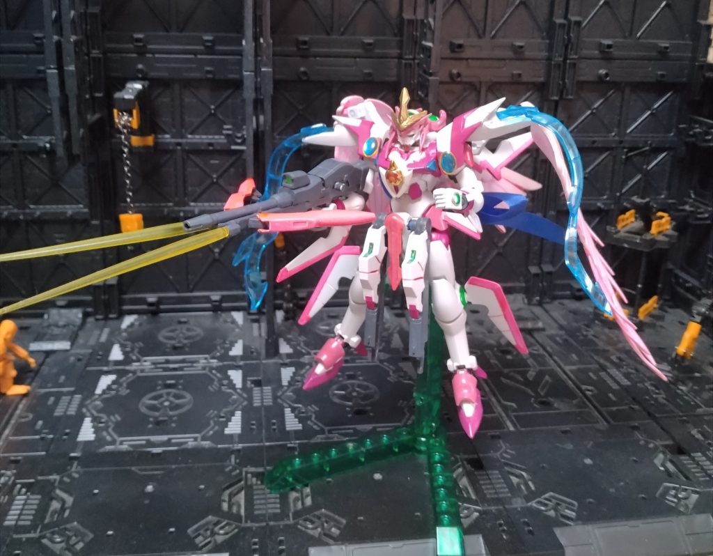 ラクス専用ガンダム–3枚目/制作者：サト(悟)