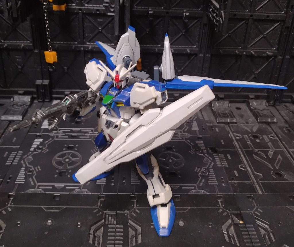 良さげなキットが出る度に強化して来ました!✌️フライトストライカー、現在手に入りにくい(アイズガンダム)のウィングをストライクにチョイ改造でドッキング👍