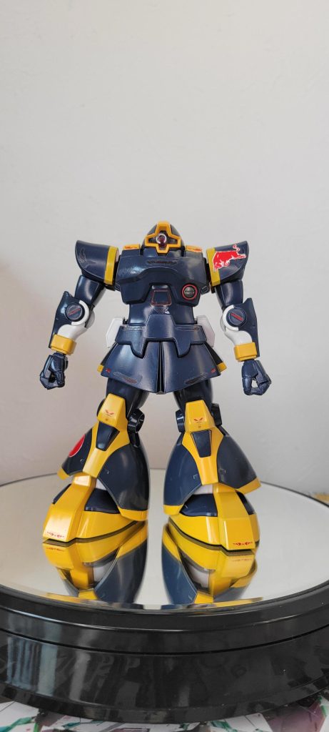 リックドム✕ Red Bull–2枚目/制作者：ねる