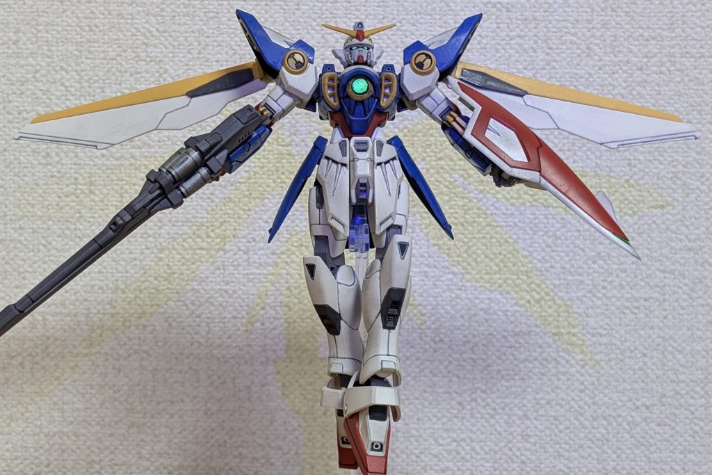 最後は暗さとブラックライトでうやむやにしてしまった感じもありますが私の力量だと筆塗りが良さそうだなーという結果となりました。ここまで見ていただいた方、個人的な実験の報告にお付き合い頂きありがとうございました(gundam-kao8)&nbsp;