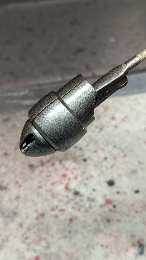 作品名：塗装実験<p>ふと思いついた技法があったので実験💡 サフ →下地EXブラック →ゴールド・シルバー・カッパーのスプラッタリング …もう少し色のばらつきが欲しかったけど、これはこれで格好良いかも😊</p>
