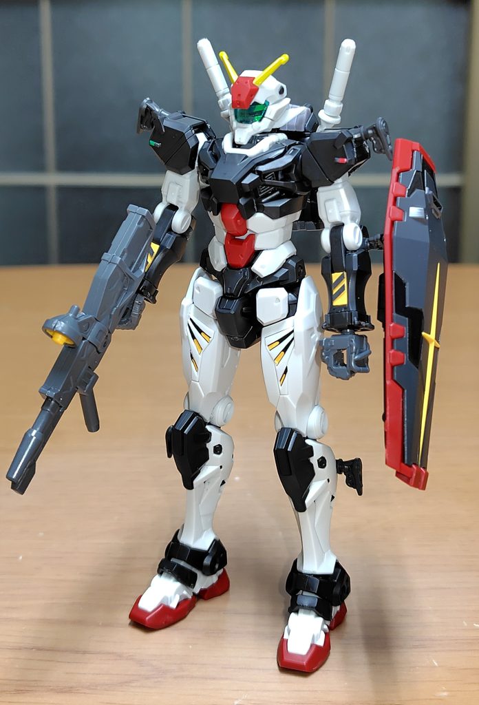 フロント。色分け細かく、シール使用ですが、素組みでも再現度高いです！