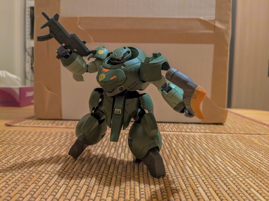 このランドマン・ロディは、小隊でタンク役のヘビーコマンドーの脇から敵に突っ込む役ですかね。ナタ？をフランス人の妻に見せたら「カボチャみたい」と言われました。当時筆塗りで頑張ってグラデーションぽい感じにしたつもりなのですが😂