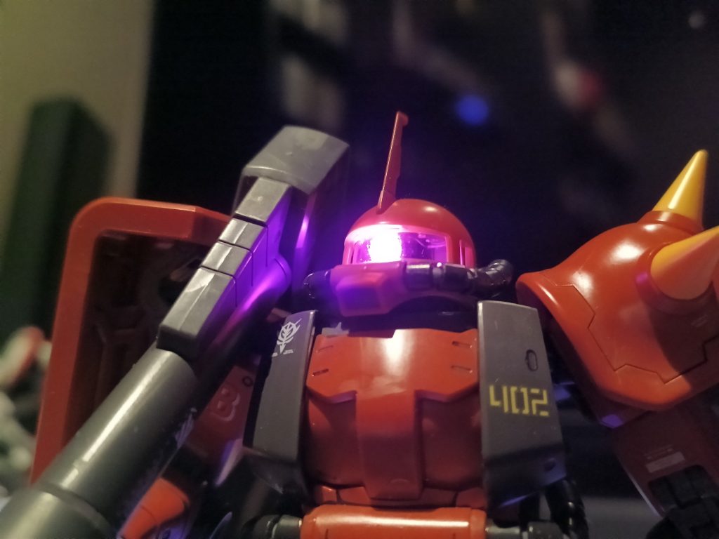 MG 高機動型ザクII ジョニー•ライデン専用 LED組込み–4枚目/制作者：福田　義康