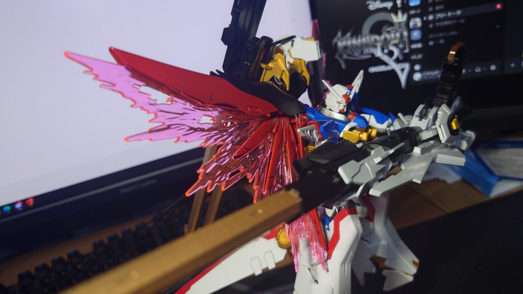 HG デスティニーガンダムspec2 ゼウスシルエット