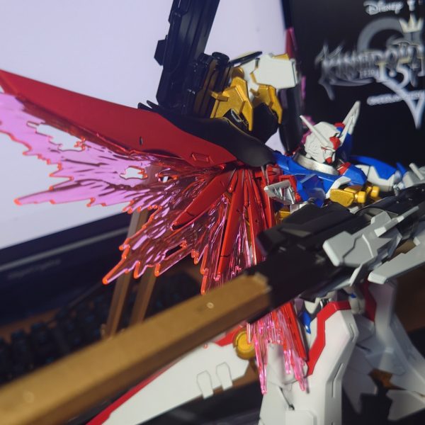 HG デスティニーガンダムspec2 ゼウスシルエット