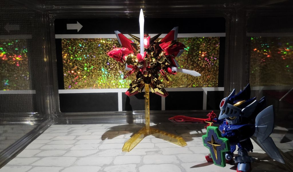 石畳…A3白黒印刷…自分でやっといてなんですが、これはダサい。背面のキラキラのシートを青系のプリズムにすれば、月光蝶もできる気がしてきました。