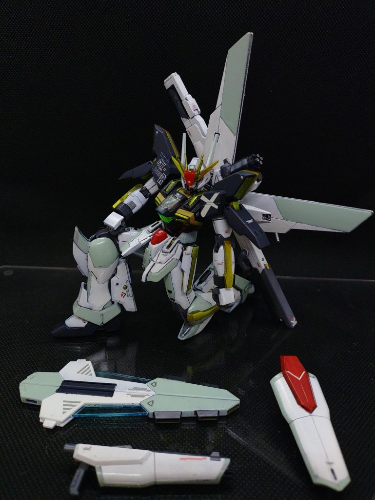 武装一覧·シールドバスターライフル×1·シールドライフルビット×2·シールド(グレネード×2)×2·肩部マシンキャノン×1·ブレストバルカン×4·大型ビームソード改×1·サテライトキャノン改×1