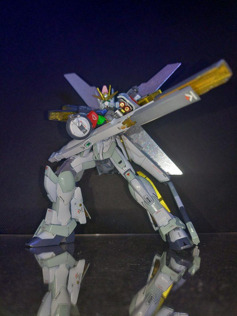 と、いうわけでガンダムXrでした！コンセプトは長距離狙撃型ガンダムX。カラーリングはDXのXカラーやX3号機カラーは見掛けるけどXのDXカラーって見掛けないなぁと思いDXカラーアレンジで塗装しました！&nbsp;