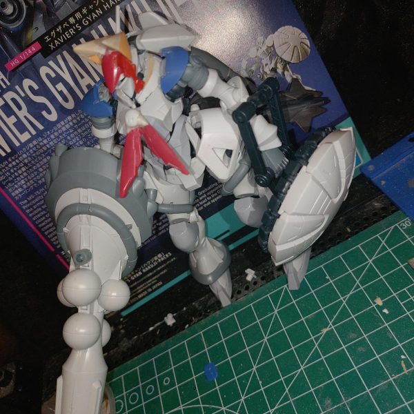 ジークアクス版ギャンをパチ組！ハクジでっけぇ！そして例の如く素直に完成させずに妙な事を···(イツモノビョーキ)（5枚目）