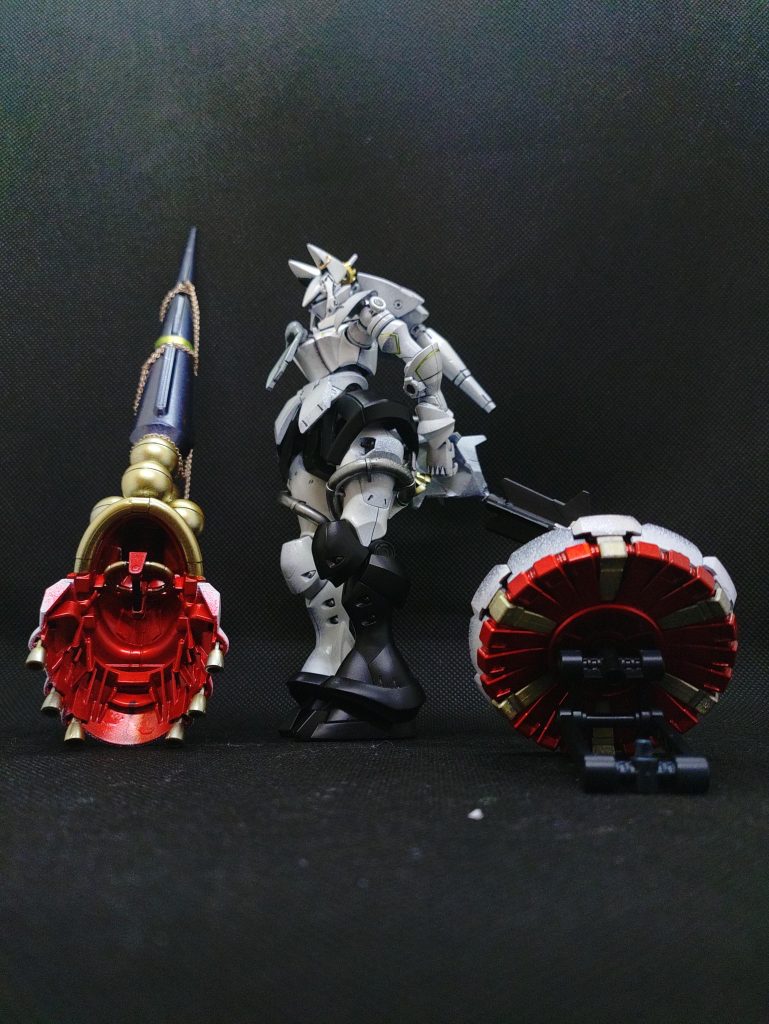 本体は通常衣装イメージでアレンジ。武装はキング衣装イメージカラーです。