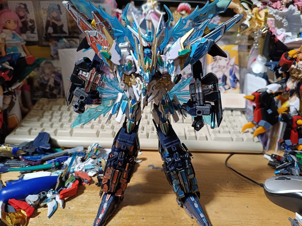 そして今まだ調整中の新形態ブルーアイズストライクドラゴン巨人モード