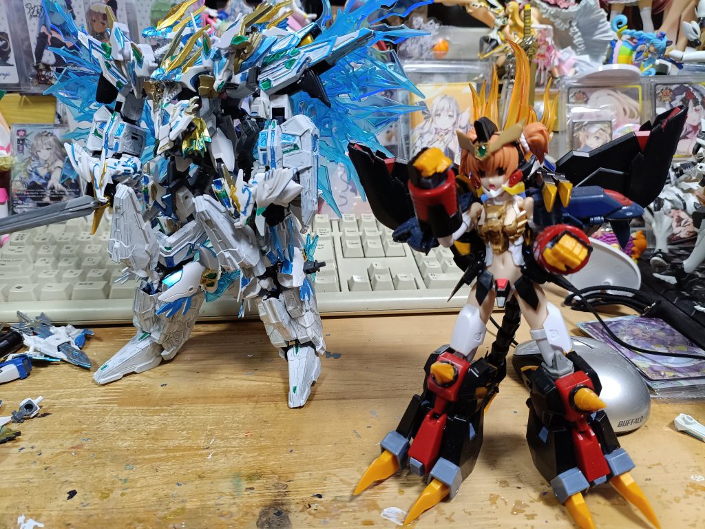 後の背景にいたジェネシックガオガイガー娘とこのぐらいのさです