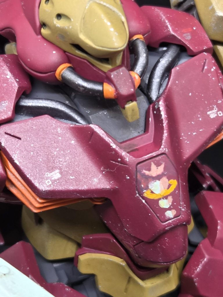 胸には、ツインテールのハーラモーリのパーソナルマークを施しました&nbsp;