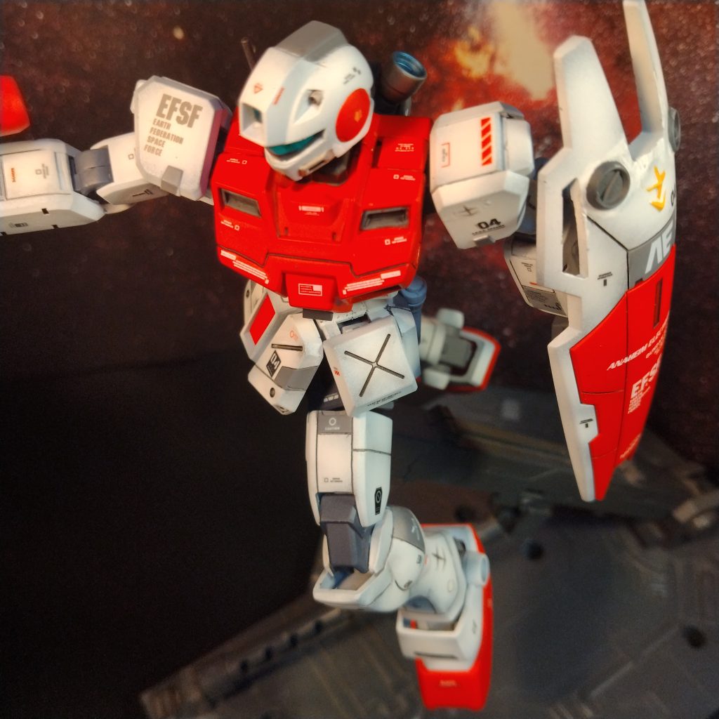 デカールは手持ちの物を使い、ナンバーは適当です!😄😄