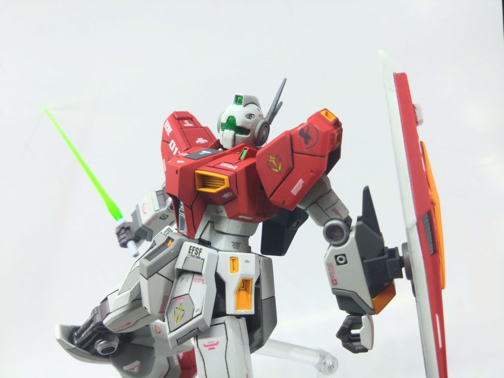 ビームサーベルは赤と相性の良い緑にしました。