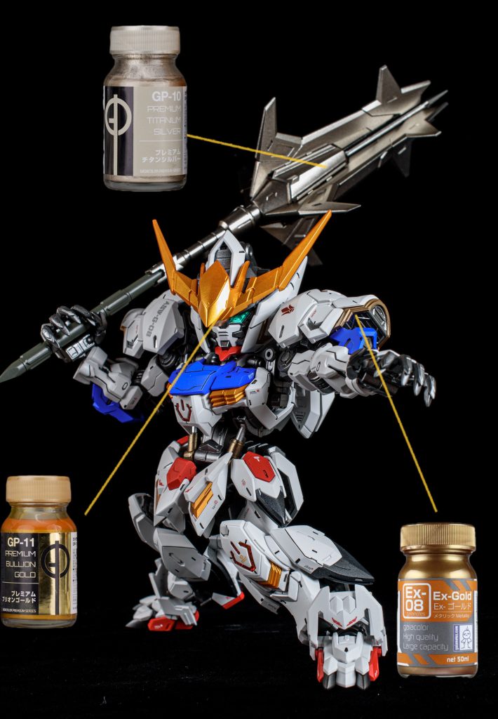 下2種の塗料はゴールドで、メイスの方は今回のストフリにも使ったチタンシルバーを使用していますゴールドと比較してみるとシルバーにみえる、しかし単体として使うとかなり落ち着いた色合いの金色に見えるシルバーなんです！今回はこのシルバーのお陰で碧色も映えて見えるので、この色をチョイスして正解でした😍他にもいろいろ各部撮りましたので、ご覧下さい🙇‍♂️