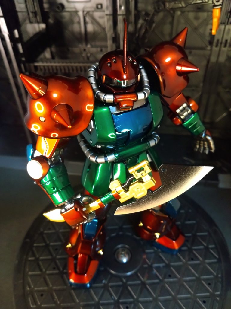 なんだかチンドン屋みたい