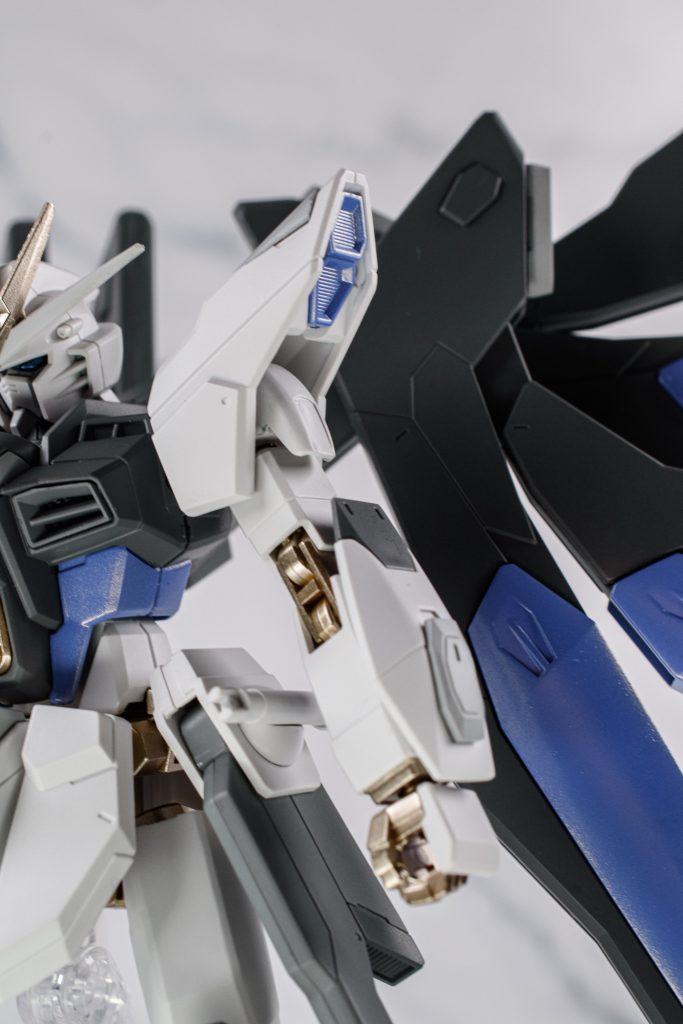 HGCE ストライクフリーダム Deactive Twilight 完成！✨–4枚目/制作者：ごろうまる