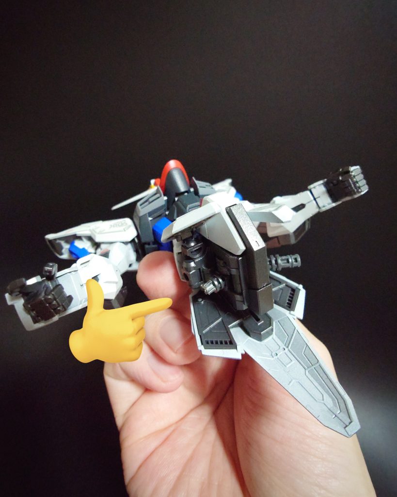 両足ともネジ切れました。