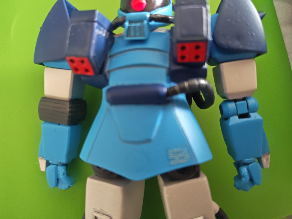 関節部のカバー着脱可能式に。