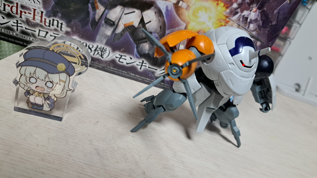 また片腕だけクラブロディの腕部に換装したオリジナル形態「フィドラークラブロディ」にすることもできます。名前はシオマネキの英名からとってます。(シャンフロのやつに影響された)