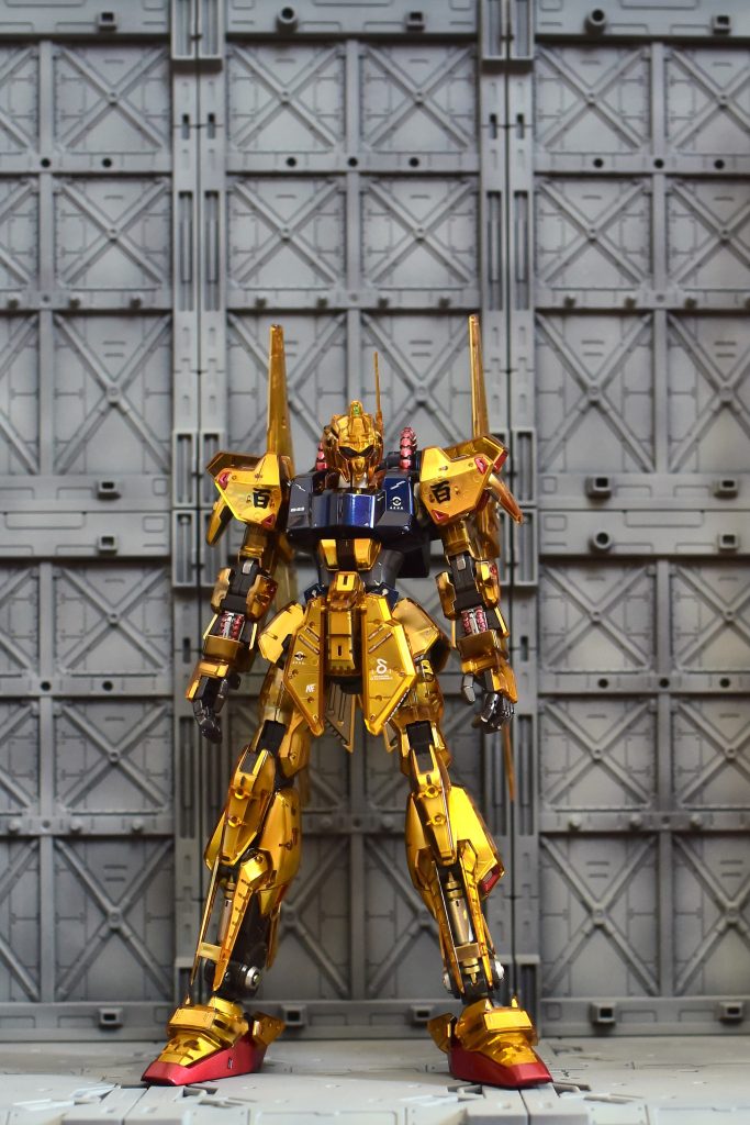 子供の頃ピカピカが嬉しくて武者百士貴何個も作ったのも良い思い出です。百鬼丸とコンパチでしたね、懐かしや。