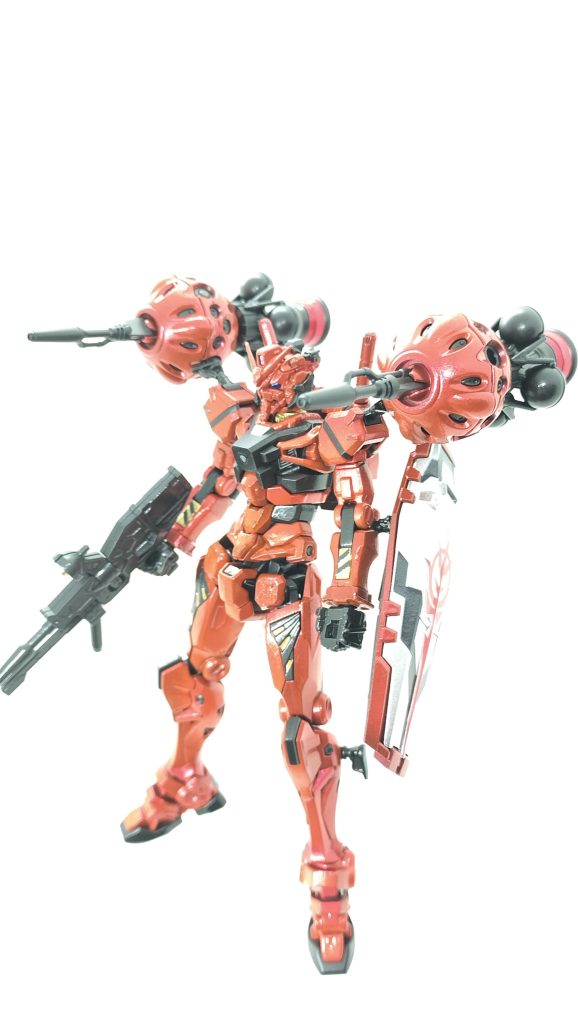 赤いガンダム–5枚目/制作者：かえる