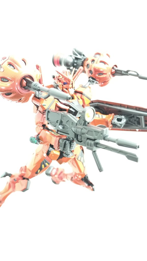 赤いガンダム–7枚目/制作者：かえる