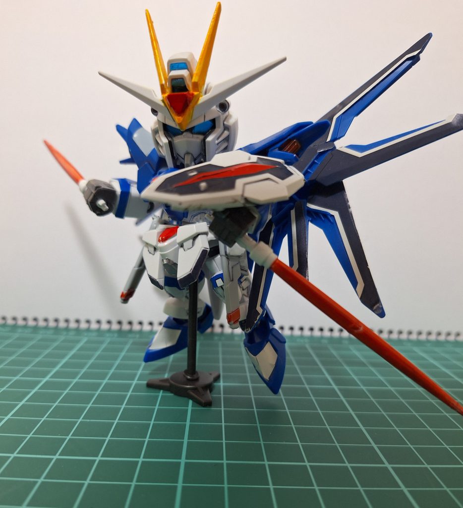 SD　ライジングフリーダムガンダム–3枚目/制作者：@tanatanaretort