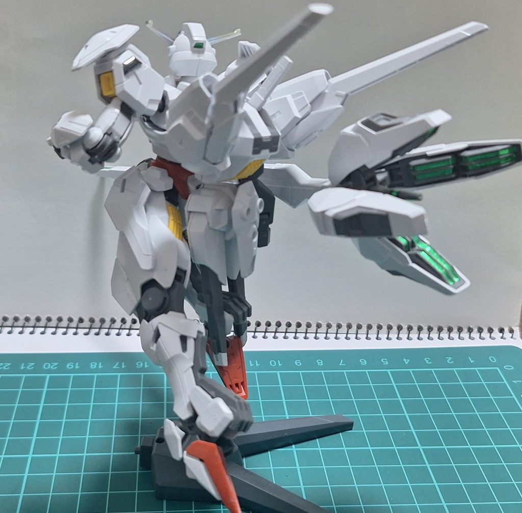 ガンダムキャリバーン–3枚目/制作者：@tanatanaretort